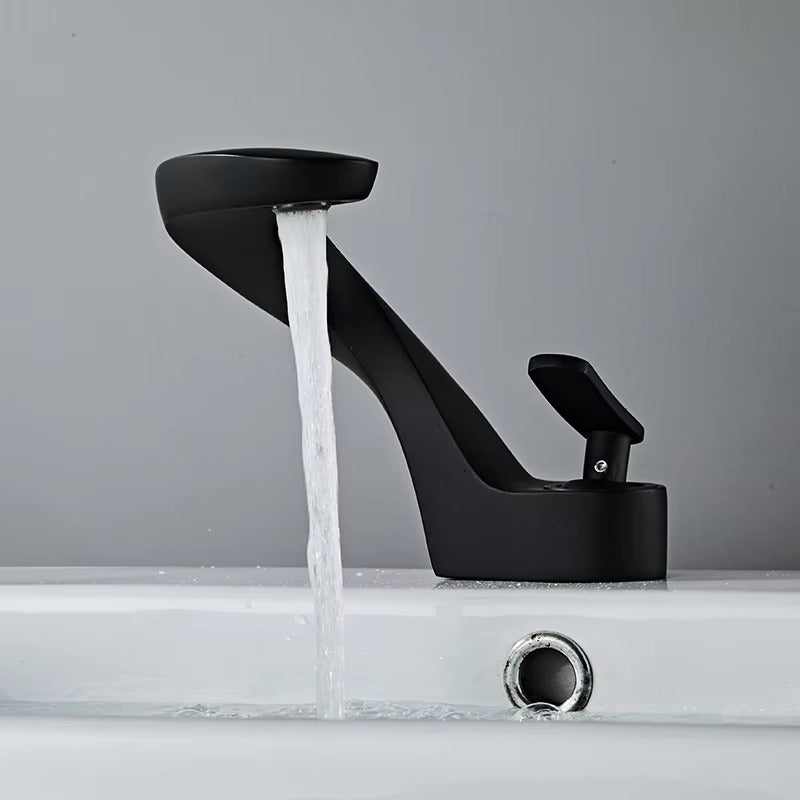 Luxury Bathroom Faucet Curve black