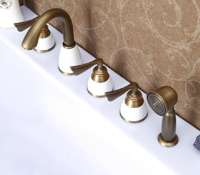 Antique Brass Finish Deck Mount Bathtub Faucet with Handheld shower Spray