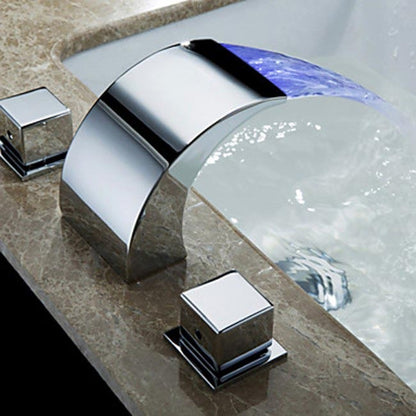 Chrome Finish Color Changing LED Bathtub faucet 