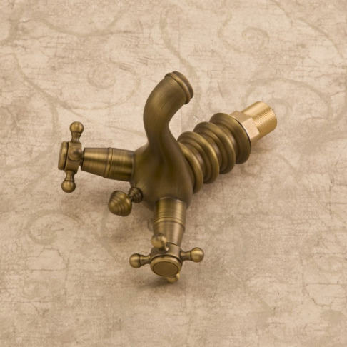 Bathroom Single Hole Antique Brass Basin Faucet