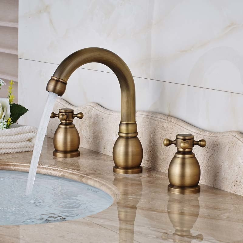 Contemporary Deck Mounted Dual Handle Bathroom Faucet