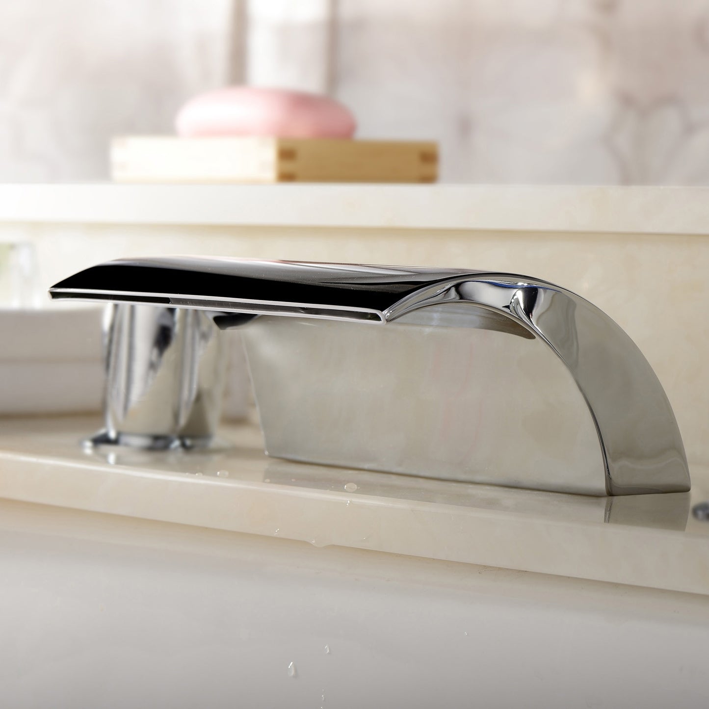Juno Bathtub Waterfall Faucet with Hand Shower Faucet