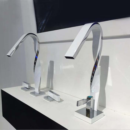 Juno Twisted Chrome Single Handle Sink Faucet (3)