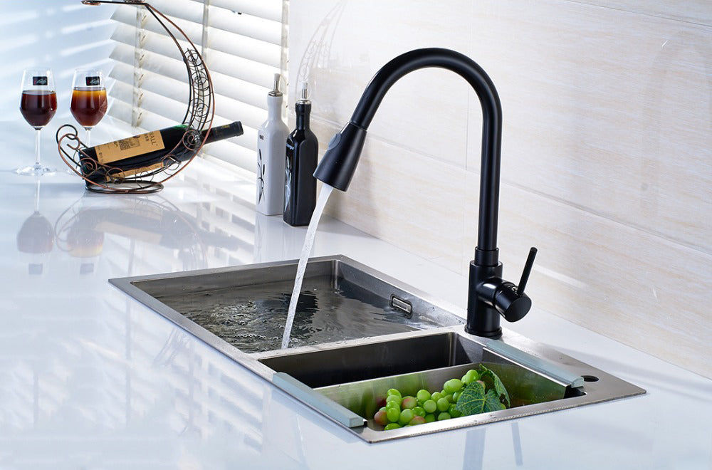 Juno Black Kitchen Faucet Deck Mount Single Lever with Pull Out Sprayer
