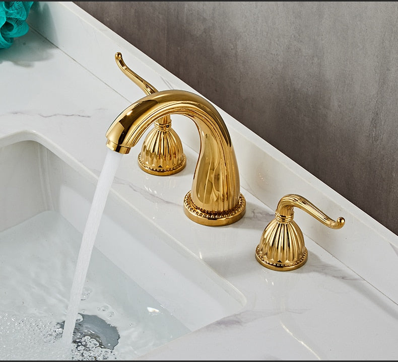 Widespread Three Holes Bathroom Sink Faucet Two Handles Basin Mixer Tap Solid Brass