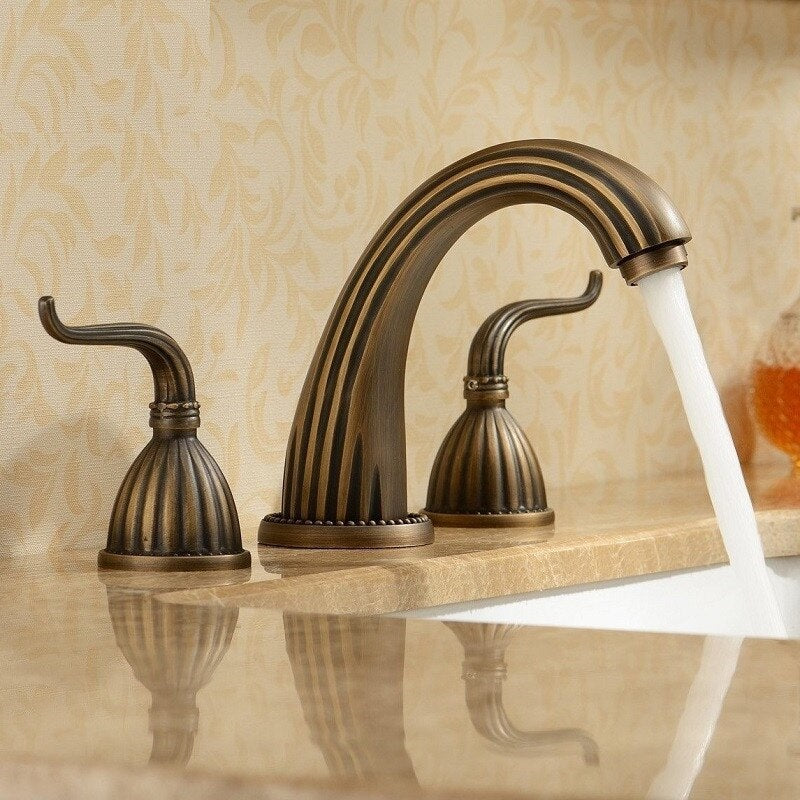 Widespread Three Holes Bathroom Sink Faucet Two Handles Basin Mixer Tap Solid Brass