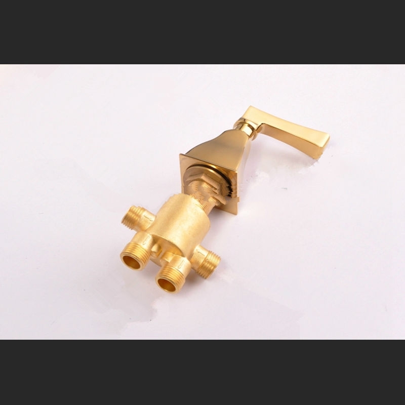 Amazing Gold Polished Waterfall Bathtub Mixer Faucet with Shower