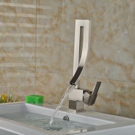 Miles Bathroom Sink Faucet In Chrome Finish