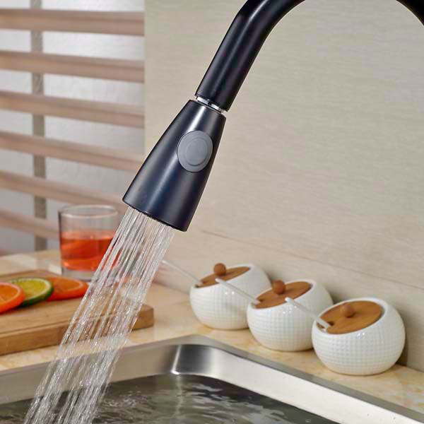 Pull Out Sprayer Single Handle Kitchen Sink Faucet 
