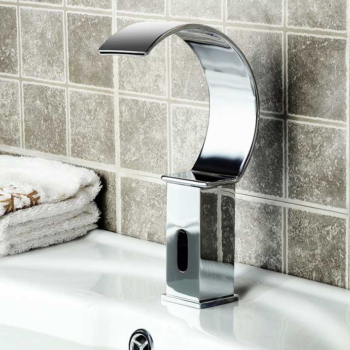 Pull Down LED Chrome Finish Single Handle Kitchen Faucet